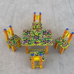 Oaxaca Folk Art handmade craft Miniature table with Chairs